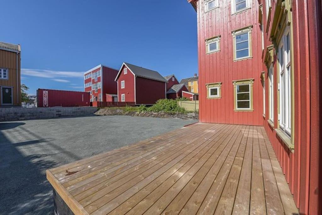 Cosy 2-Rooms Apartment In The City Center Tromso Exterior photo