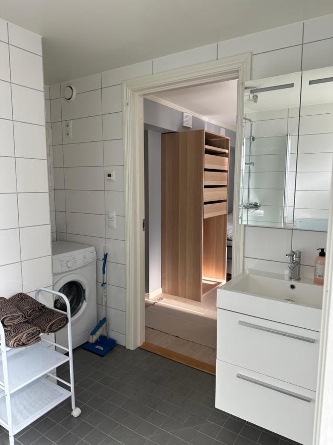 Cosy 2-Rooms Apartment In The City Center Tromso Exterior photo